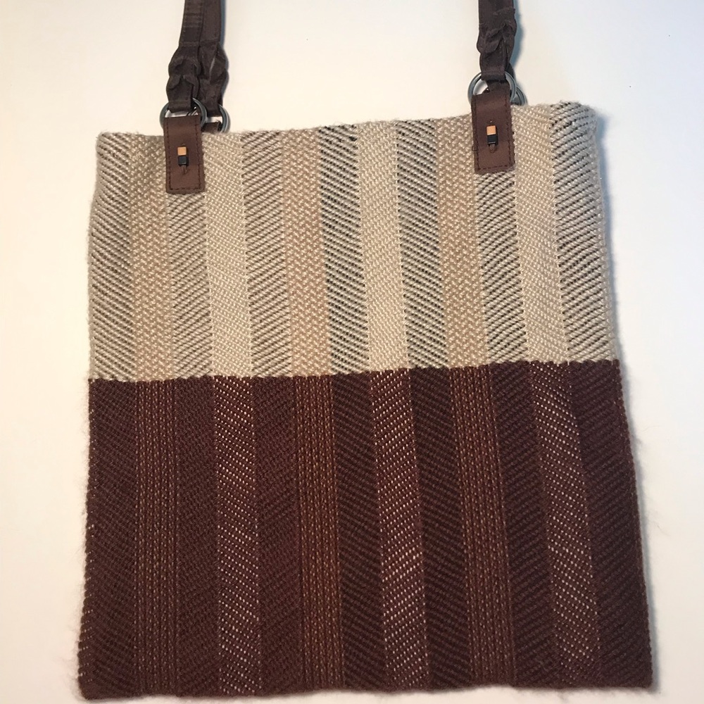 Fabric hand bag